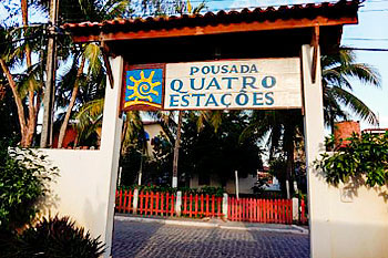 Pousada Quatro Estações - Porto de Galinhas - estacionamiento privado